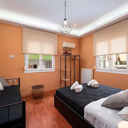 Centrally Located Cozy Lägenhet Heraklion