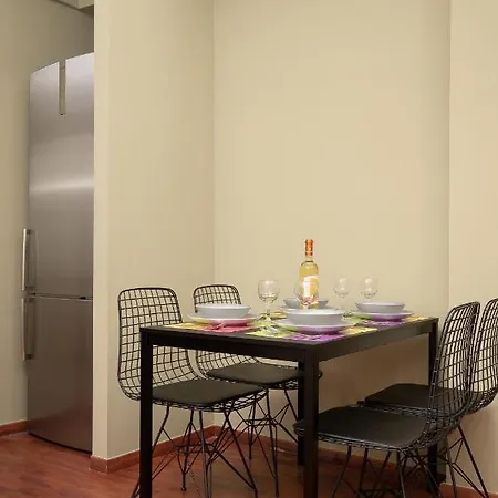 Centrally Located Cozy Appartamento *